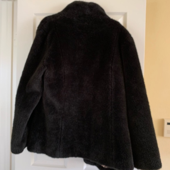 Fur Coat - Picture 2 of 2